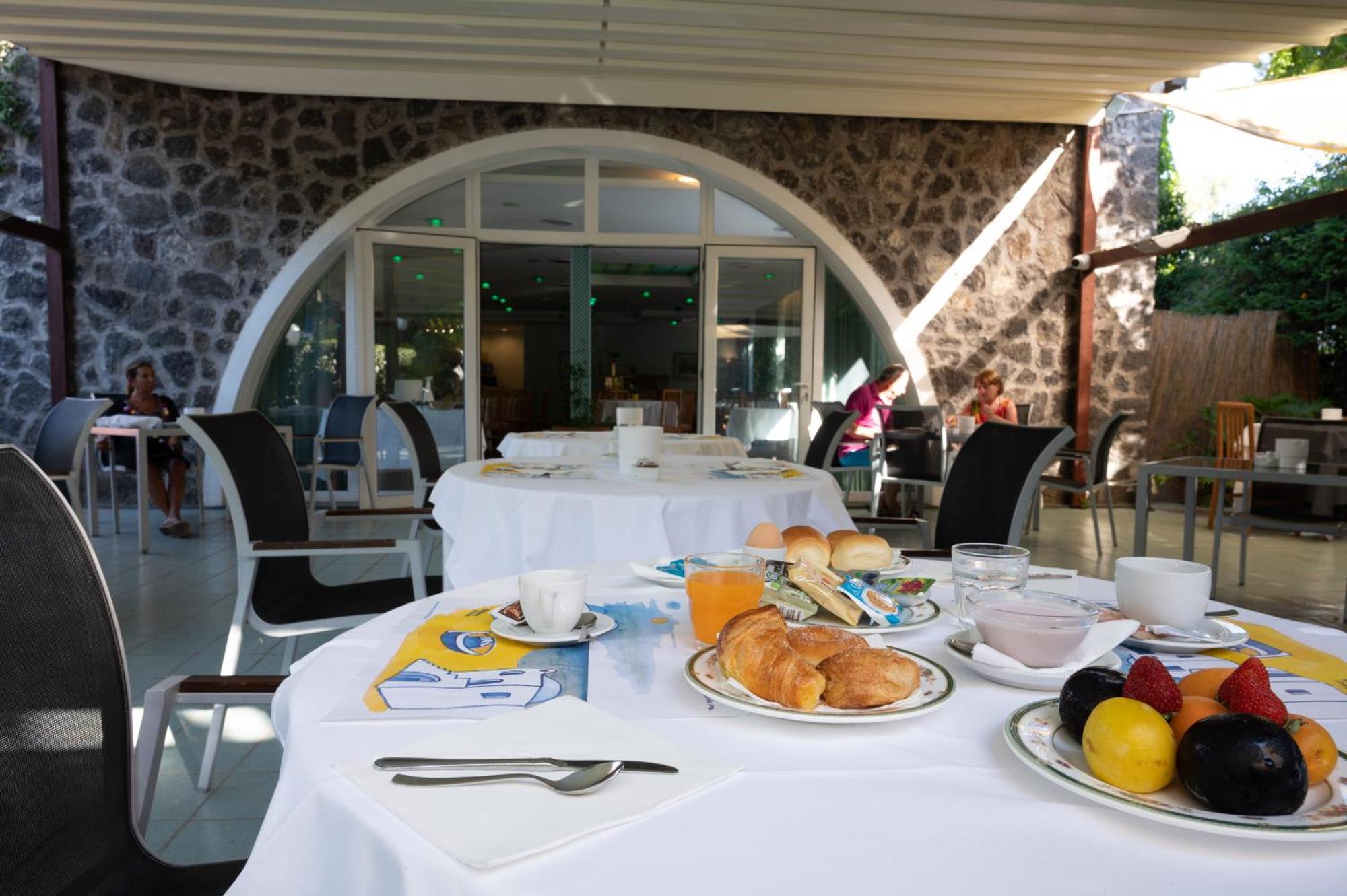 איסקיה Hotel Regina Palace Terme מראה חיצוני תמונה