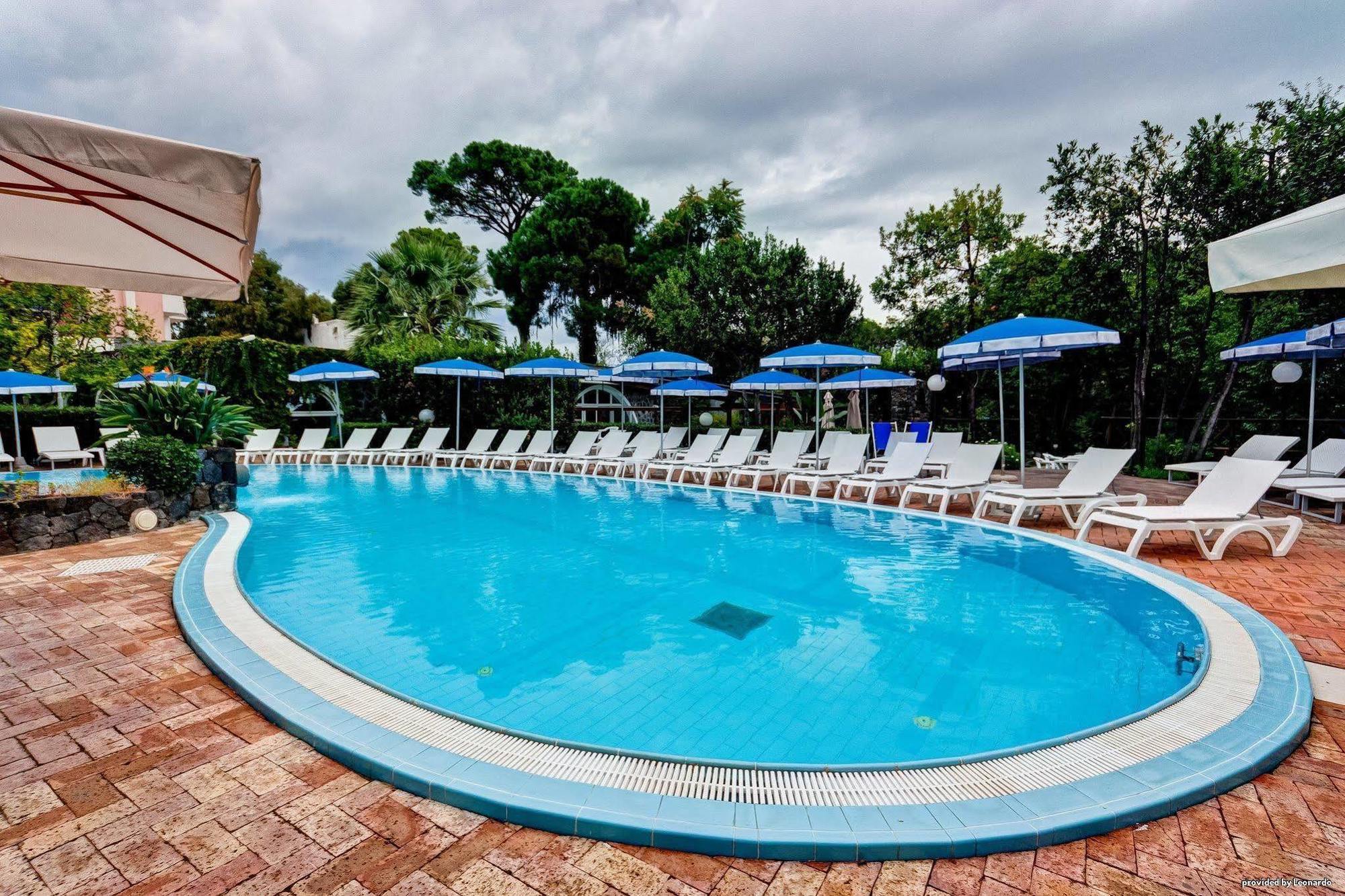 איסקיה Hotel Regina Palace Terme מראה חיצוני תמונה